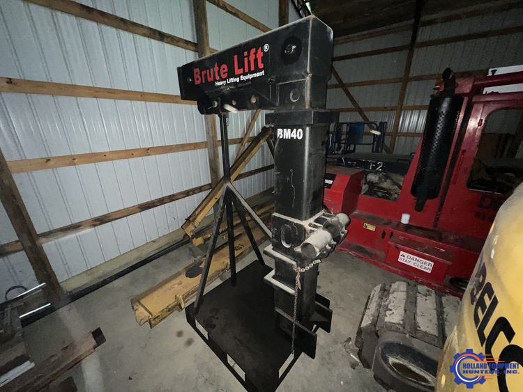 Brute Lift BM40 Construction Equipment | Holland Equipment Hunters, Inc.